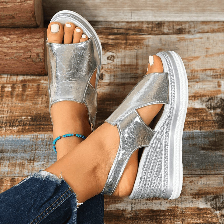 Baylie - Stilvolle Metall-Sandalen