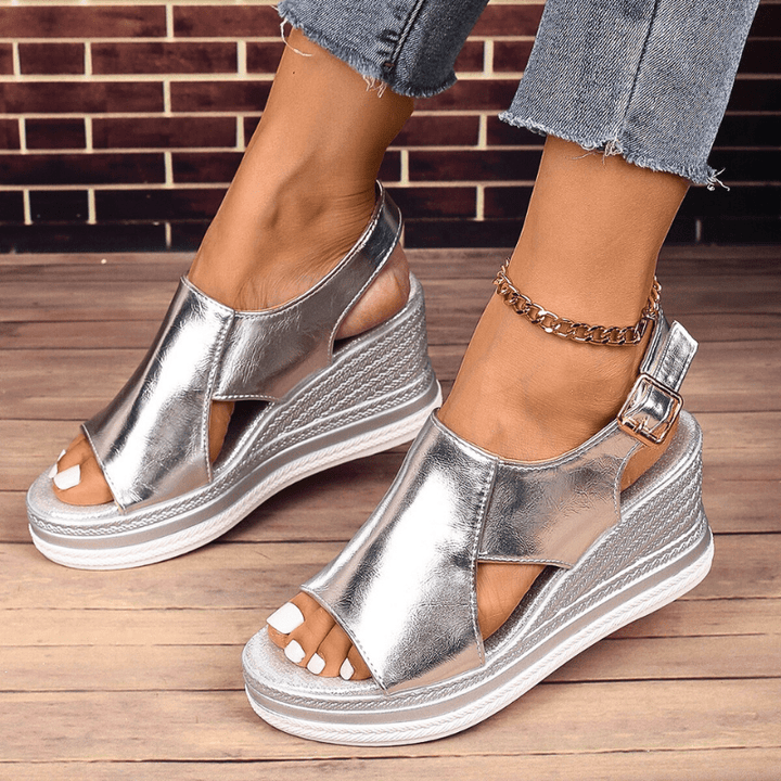 Baylie - Stilvolle Metall-Sandalen