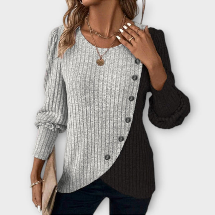 Nostalgie - Pullover in Lila und Schwarz mit Color-Block