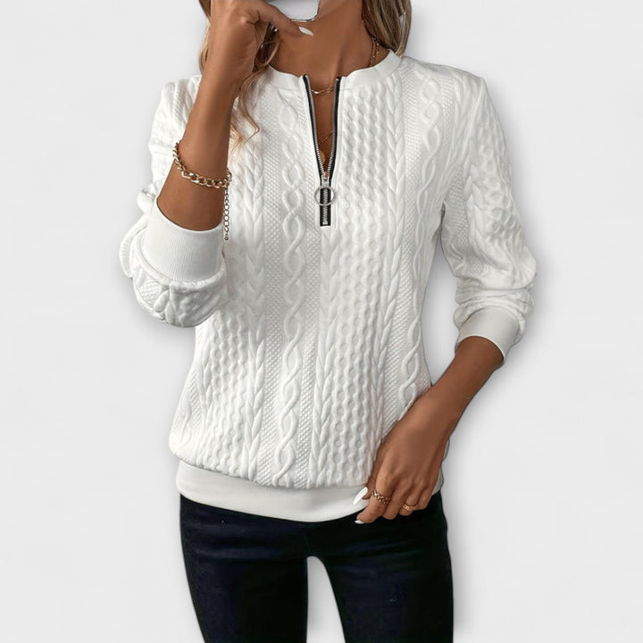 Joy - Eleganter weißer Strickpullover mit Reliefmuster