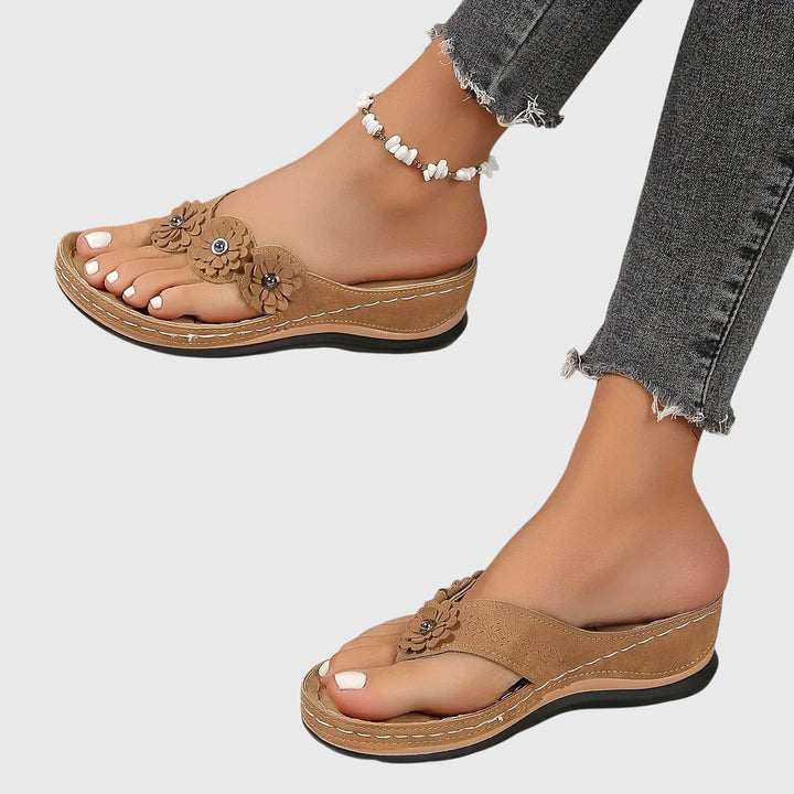 Asha - Elegante Orthopädische Sandalen