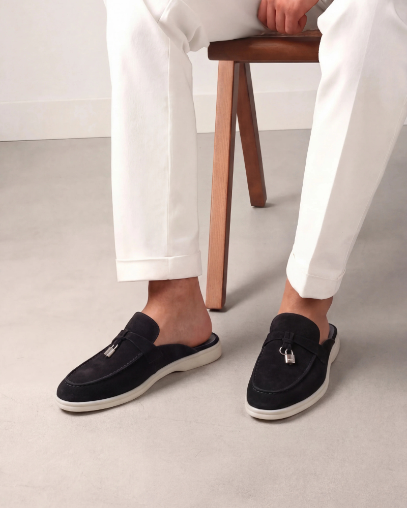 Mule Mediterraneo in schwarzem Wildleder