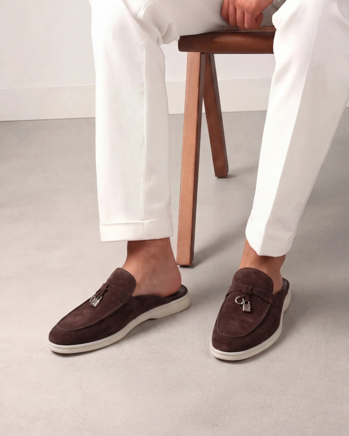 Mule Mediterraneo in braunem Wildleder