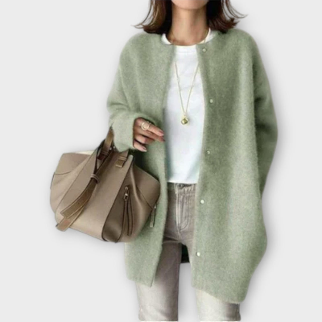 Lilly - Eleganter brauner Cardigan mit Knopfleiste