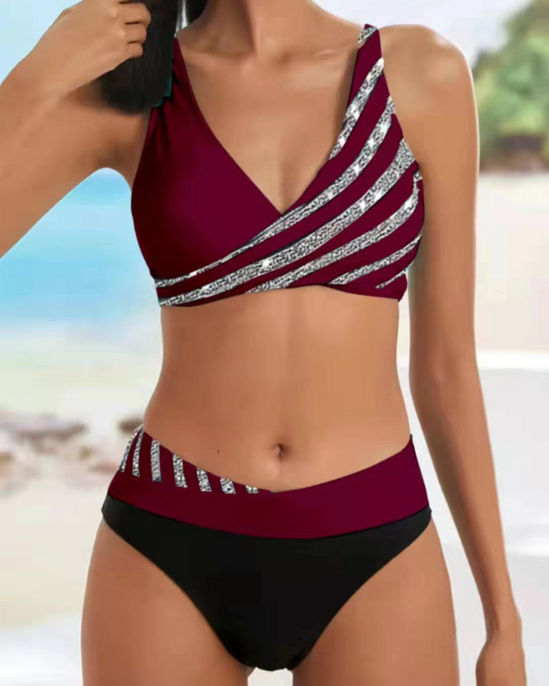 Mona - Bikini mit einem Print in Warmen Tönen