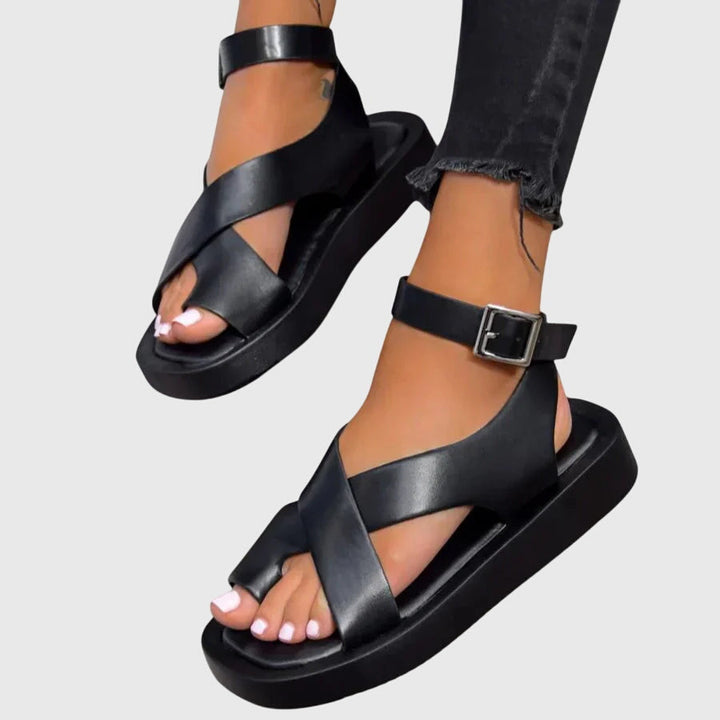Bria - Dicke Plateausandalen