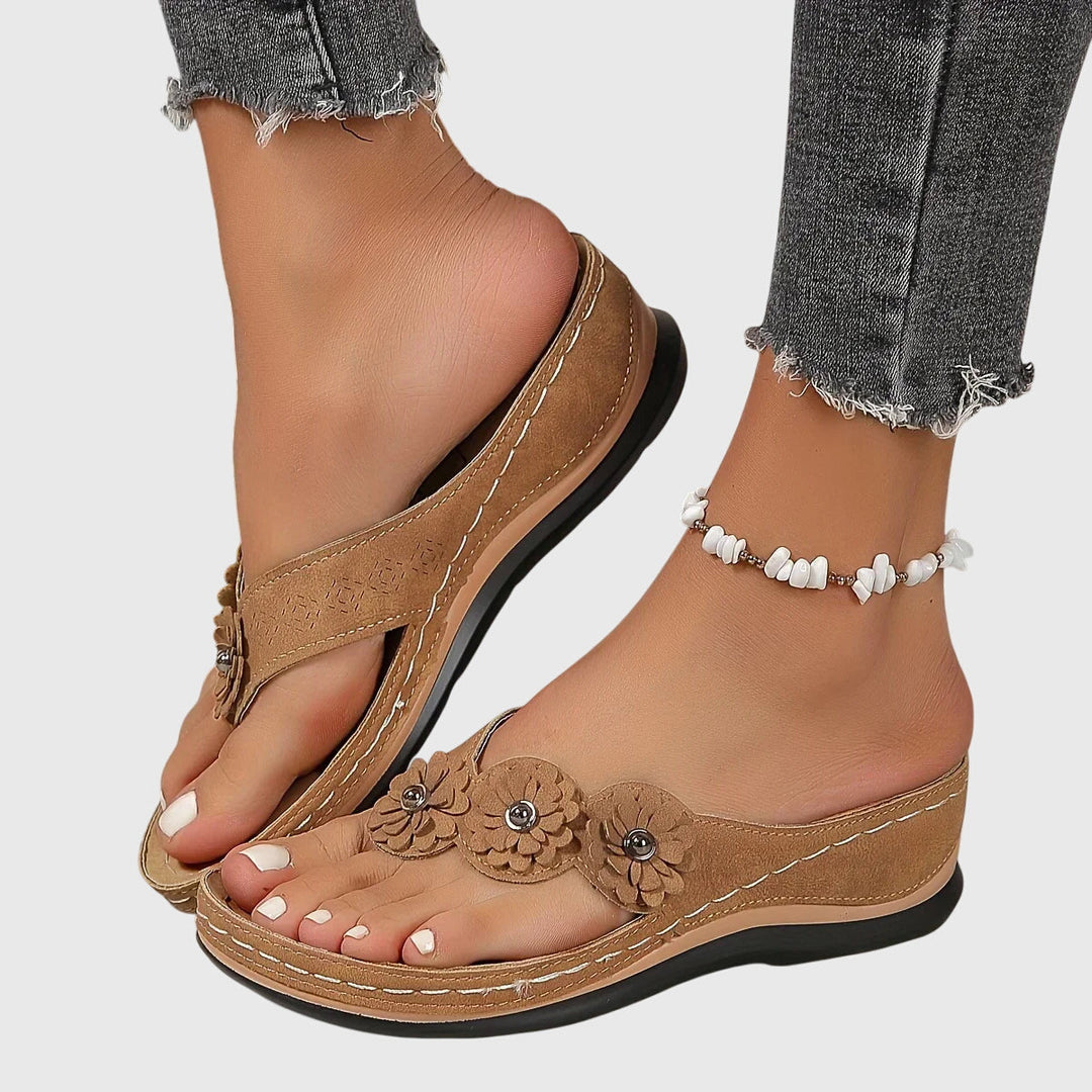 Asha - Elegante Orthopädische Sandalen
