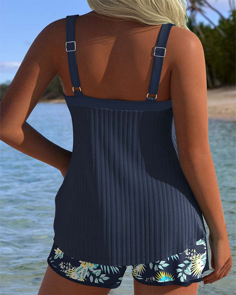 Laluna® | Gestreifter Tankini mit Strandshorts Zwei Teile