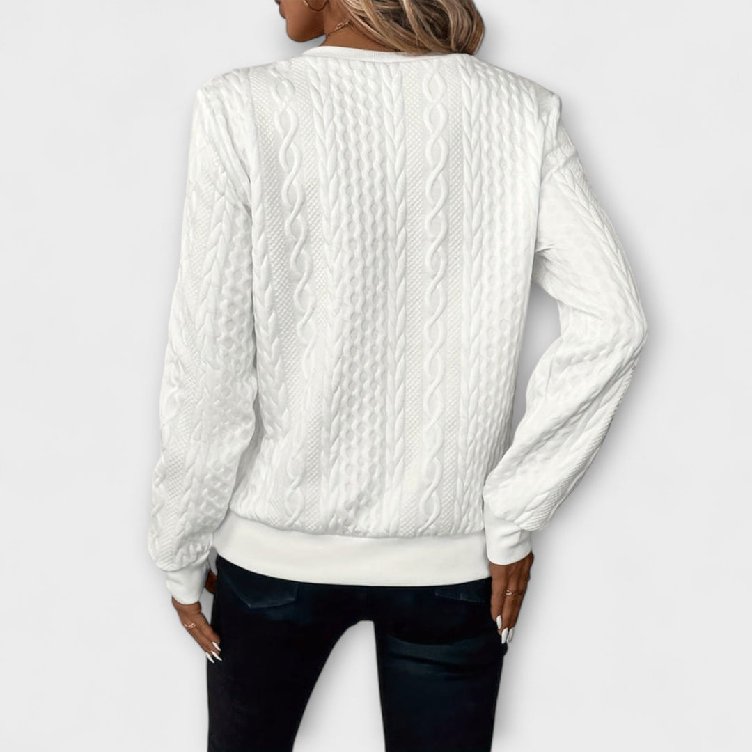 Joy - Eleganter weißer Strickpullover mit Reliefmuster