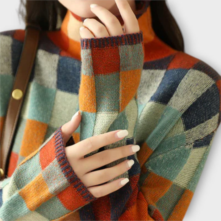 Erika - Pullover mit buntem Patchworkdesign und Karomuster