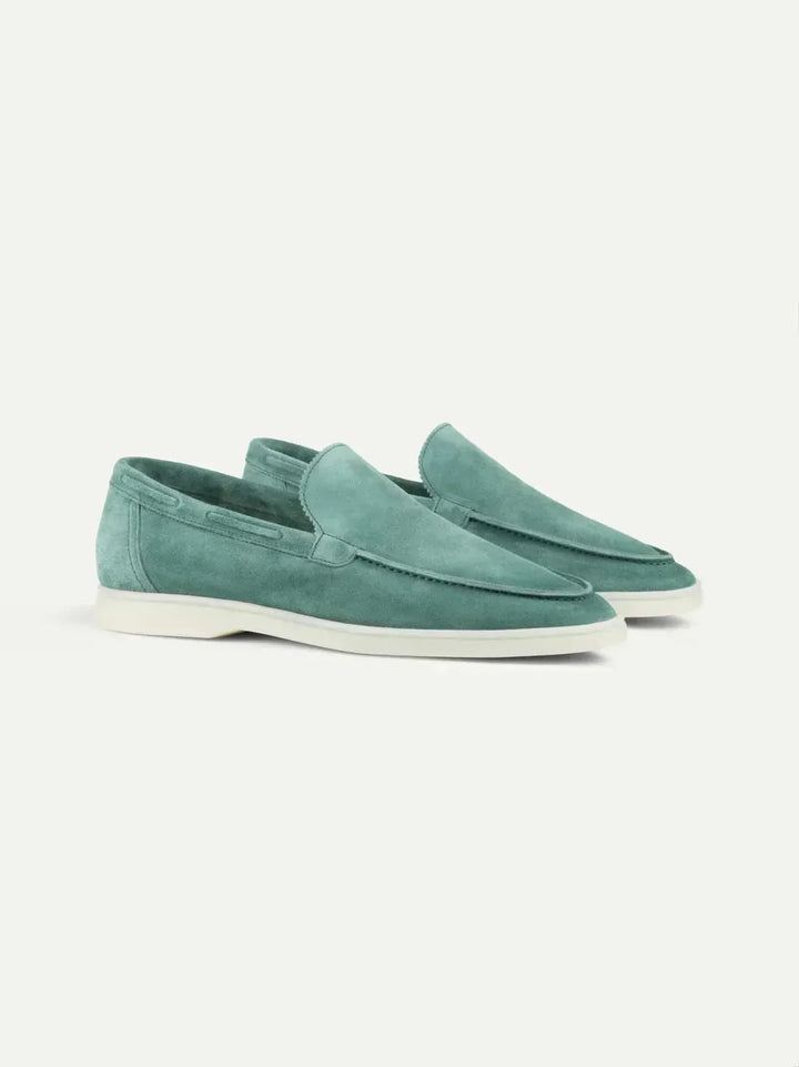 Klassischer Mokassin aus blauer Suede Apple