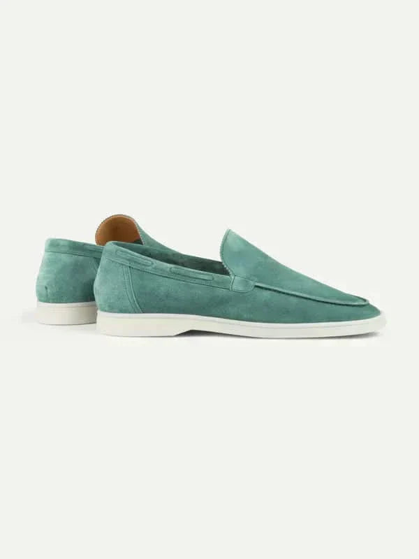 Klassischer Mokassin aus blauer Suede Apple