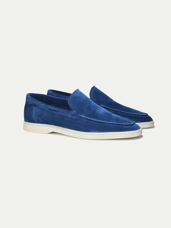 Klassischer Mokassin aus Blaubeer-Suede