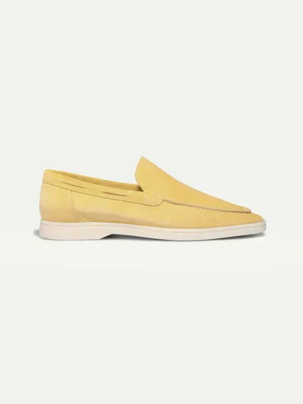 Klassischer Mokassin aus Gelbem Citrus-Suede